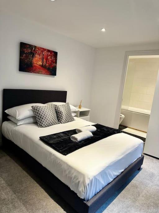 Amazing 2Bed2Bath Edgeware Apartment ลอนดอน ภายนอก รูปภาพ